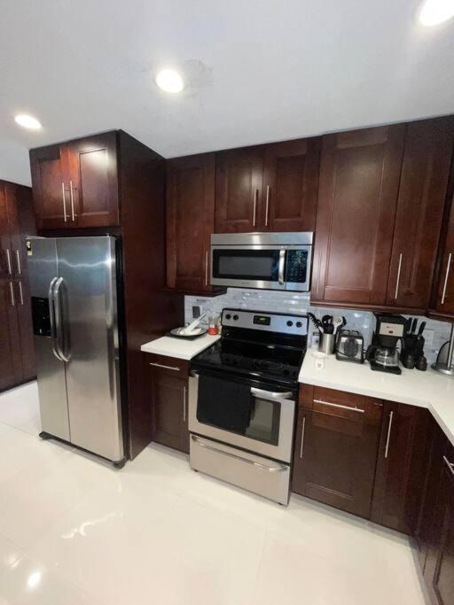 Modern Miami Oversized 3 Bedroom In Central Location מראה חיצוני תמונה
