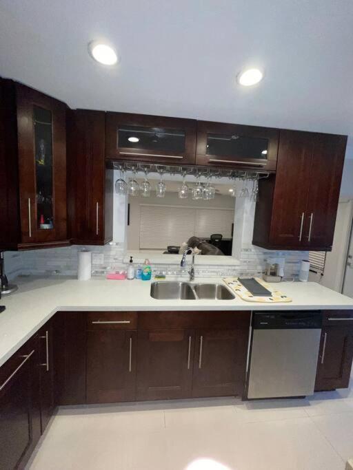 Modern Miami Oversized 3 Bedroom In Central Location מראה חיצוני תמונה