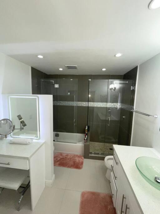 Modern Miami Oversized 3 Bedroom In Central Location מראה חיצוני תמונה