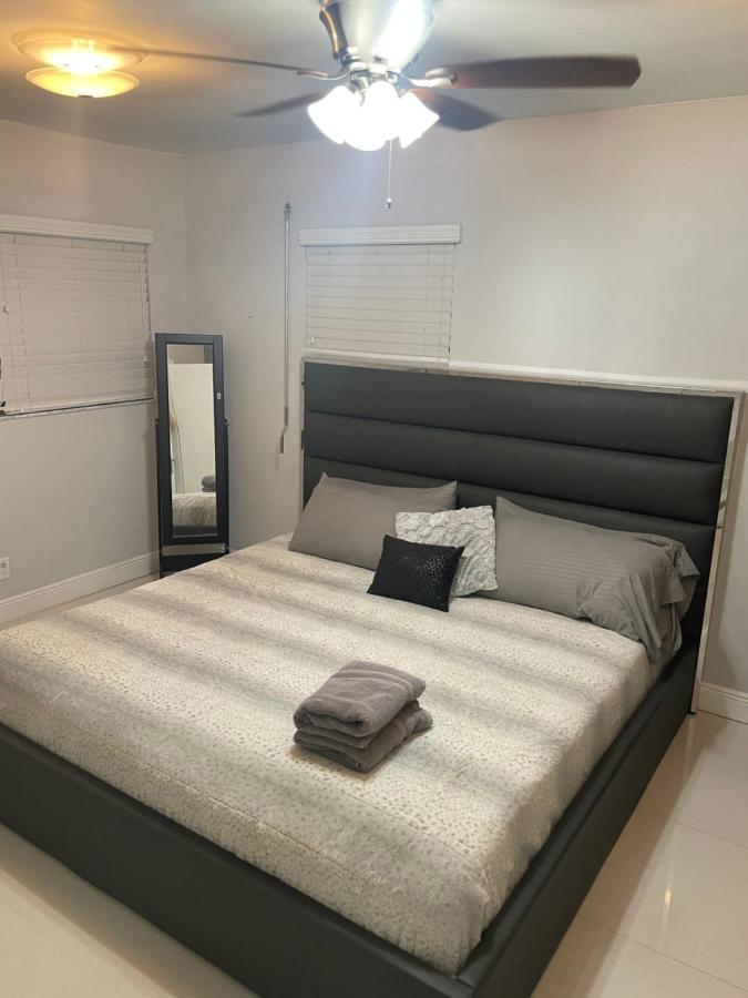 Modern Miami Oversized 3 Bedroom In Central Location מראה חיצוני תמונה
