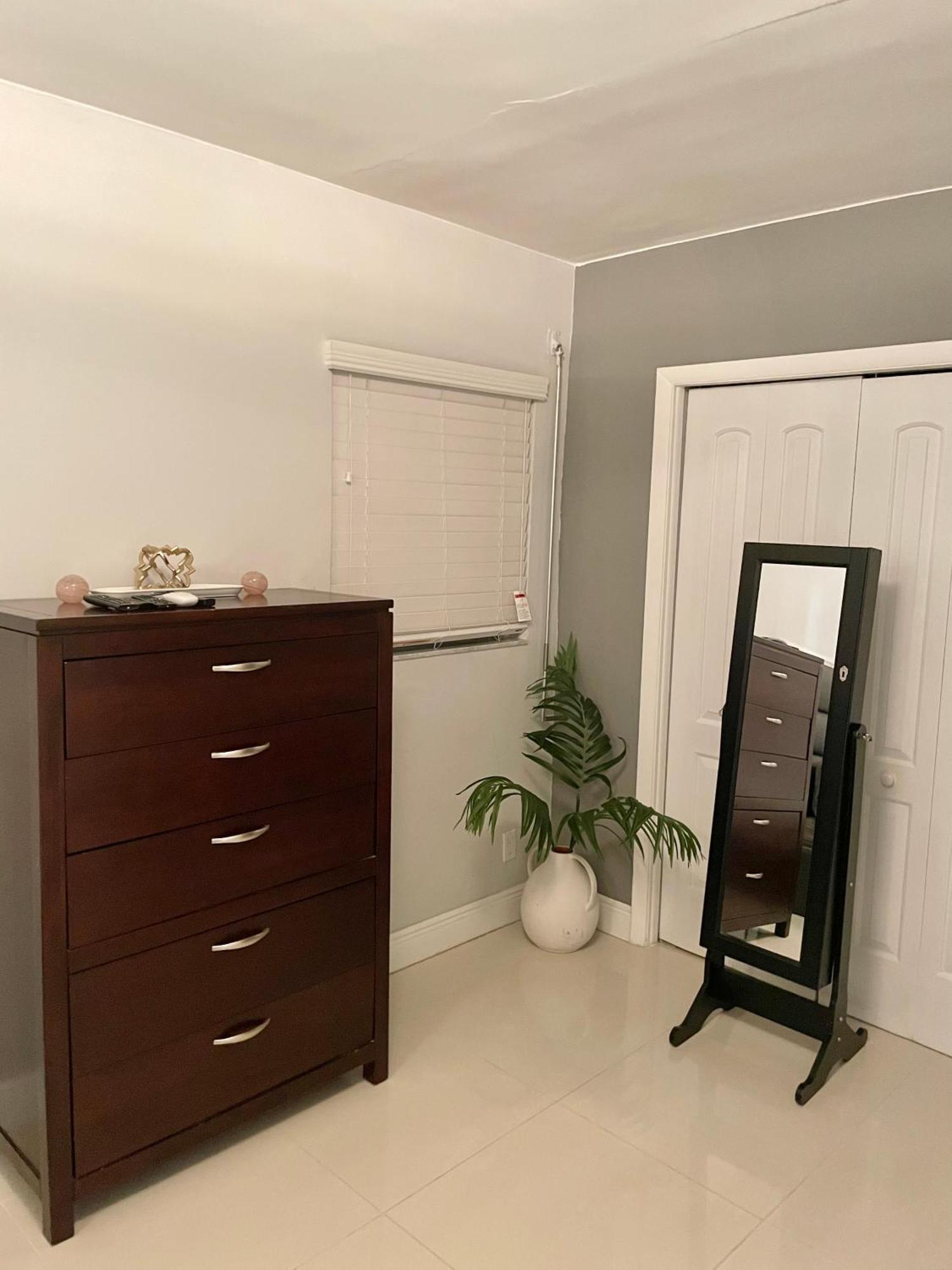 Modern Miami Oversized 3 Bedroom In Central Location מראה חיצוני תמונה